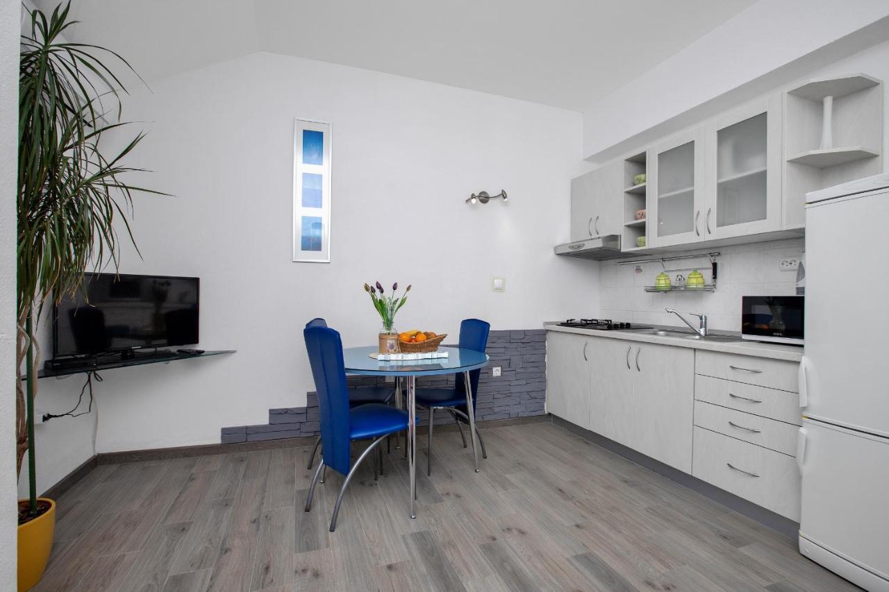 Apartments By The Sea Drasnice, Makarska - 2581 Eksteriør bilde