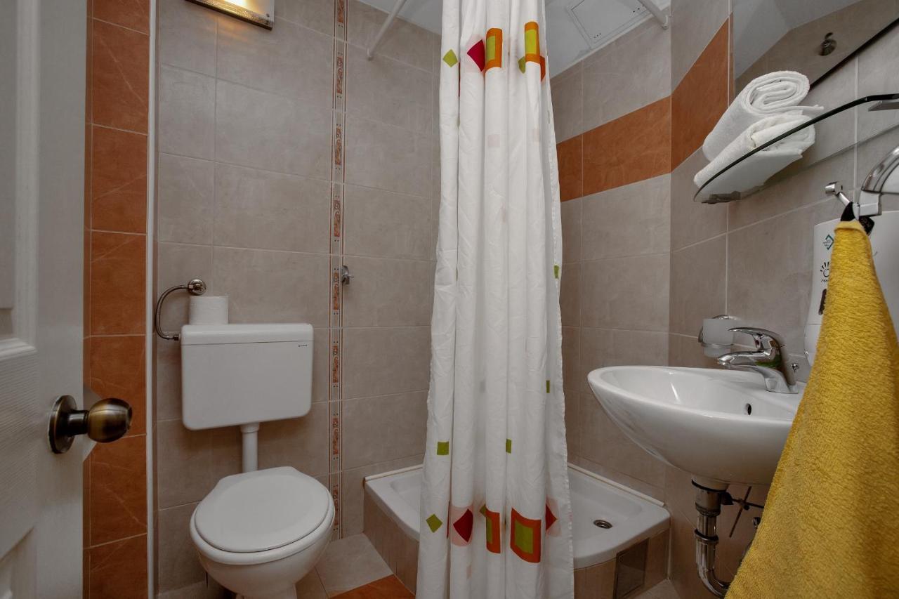 Apartments By The Sea Drasnice, Makarska - 2581 Eksteriør bilde