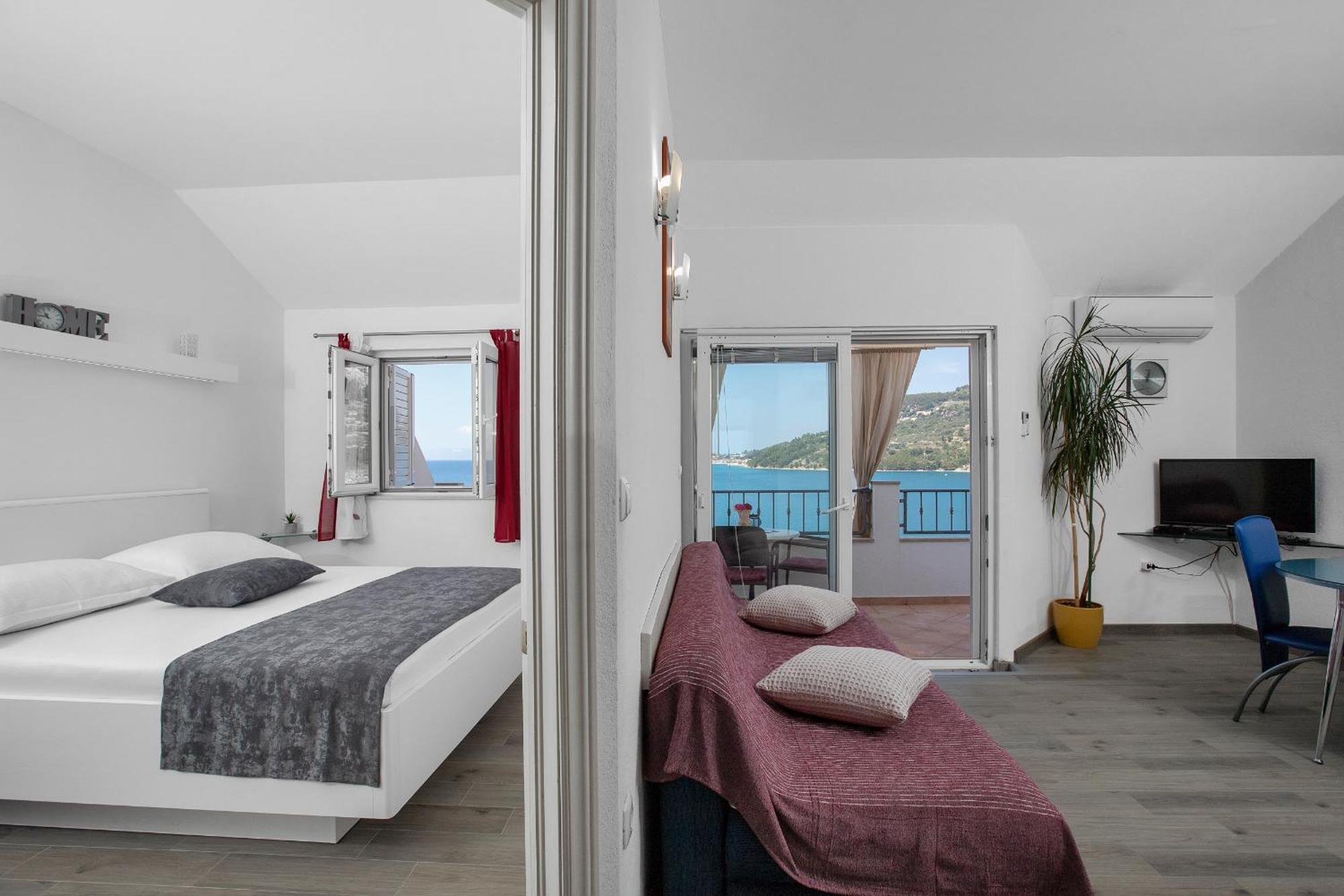 Apartments By The Sea Drasnice, Makarska - 2581 Rom bilde